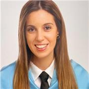Profesora de apoyo escolar especialmente alumnos con NEE
